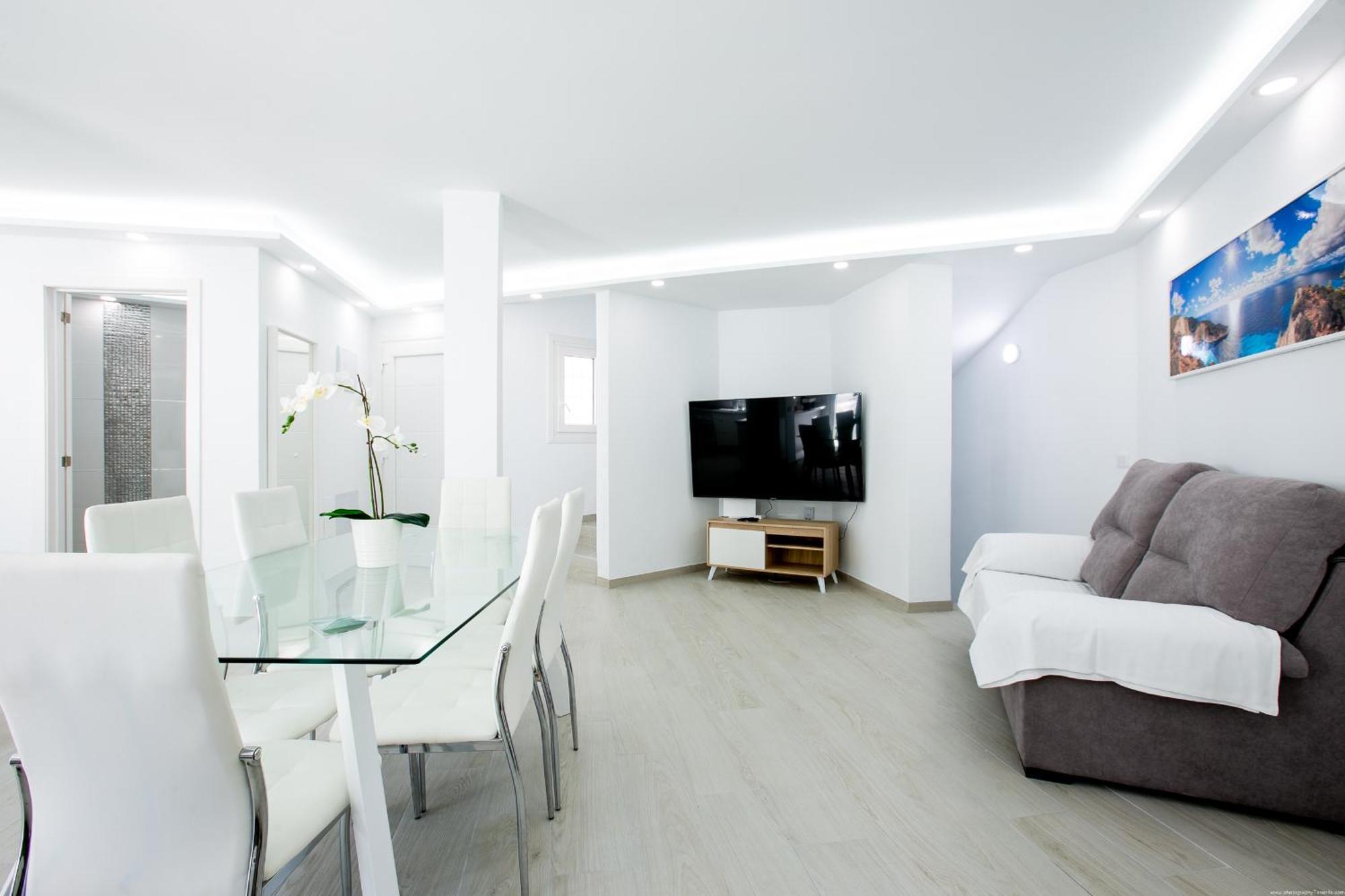 55 Party Group Americas Apartment *